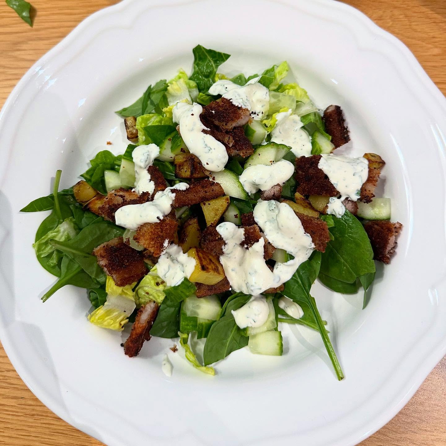 Stegt flæsk salat – en sundere fortolkning af en klassiker